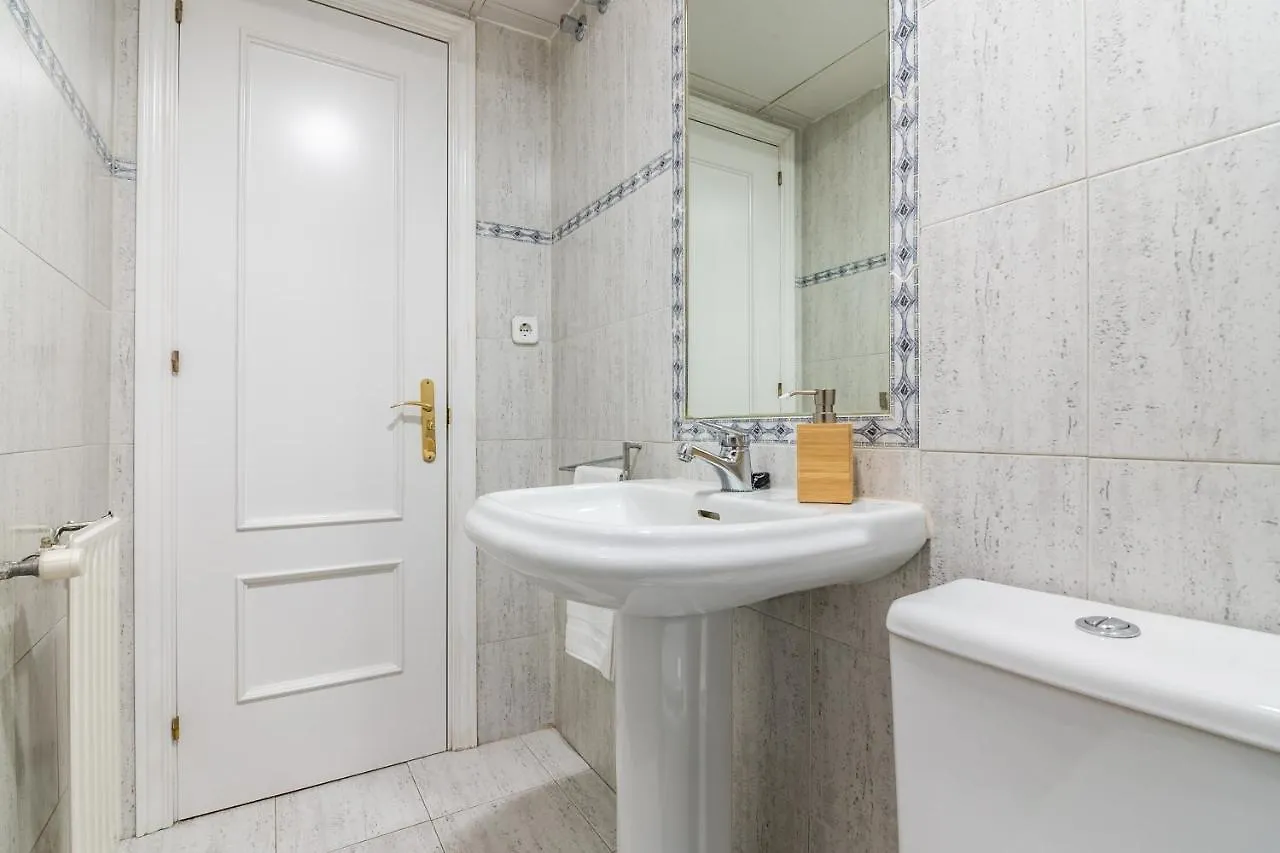 Tuguest Grisolia House - Free Parking Armilla Spain