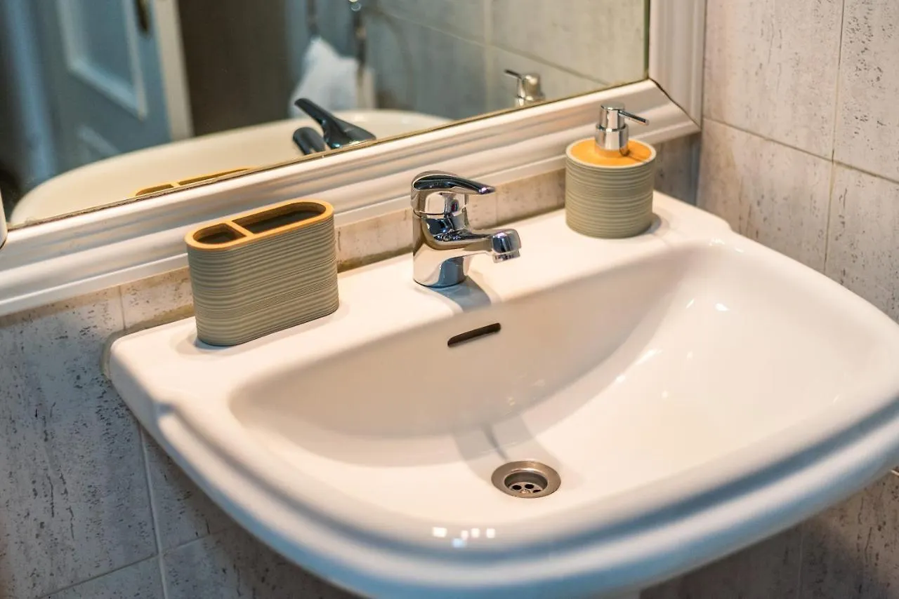 Tuguest Grisolia House - Free Parking Armilla Apartment