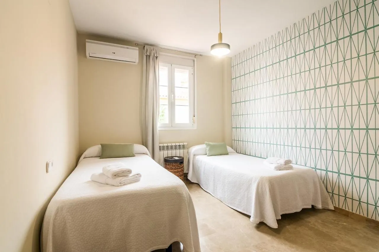 Apartment Tuguest Grisolia House - Free Parking Armilla