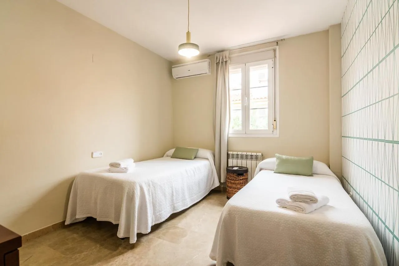 Tuguest Grisolia House - Free Parking Armilla Spain
